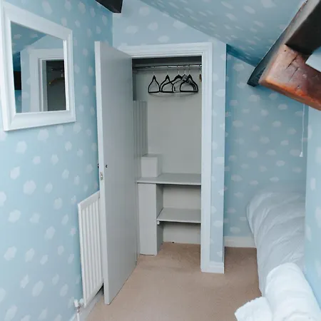 Fossdale House, Simonstone, Nr Hawes * Hardraw